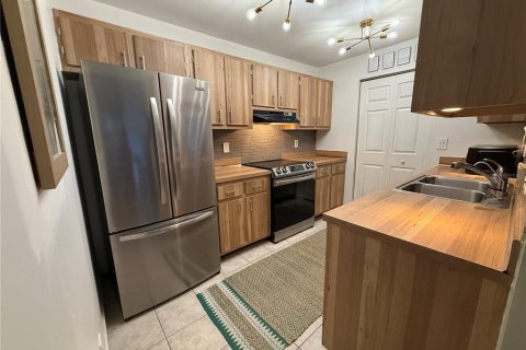 Condominio en venta en Clearwater, Florida, 2 dormitorios, 81.01 m2 № 1834706 - foto 10
