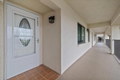 Copropriété à vendre à Port Richey, Floride: 2 chambres, 95.22 m2 № 2406348 - photo 9