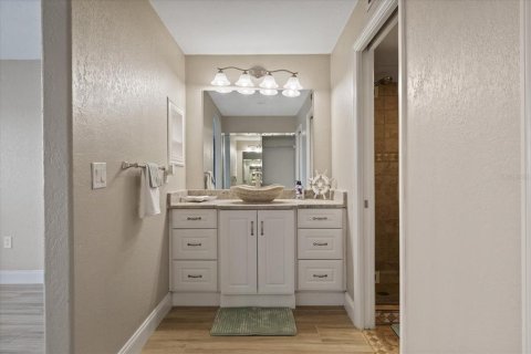 Copropriété à vendre à Port Richey, Floride: 2 chambres, 95.22 m2 № 2406348 - photo 24