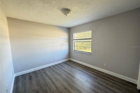 Villa ou maison à louer à Orlando, Floride: 3 chambres, 112.32 m2 № 2418944 - photo 19