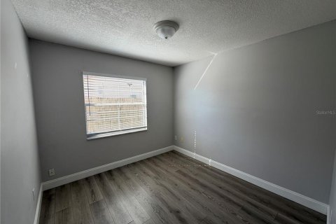 Villa ou maison à louer à Orlando, Floride: 3 chambres, 112.32 m2 № 2418944 - photo 18