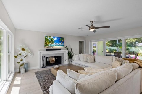 Villa ou maison à vendre à Belleair, Floride: 3 chambres, 231.05 m2 № 2420563 - photo 4