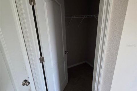 Снять в аренду таунхаус в Тарпон-Спрингс, Флорида 3 спальни, 202.34м2, № 2149327 - фото 22