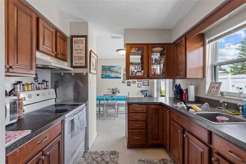 Duplex à vendre à Largo, Floride: 4 chambres, 175.31 m2 № 1848112 - photo 28