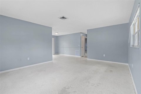 Duplex à vendre à Largo, Floride: 4 chambres, 175.31 m2 № 1848112 - photo 18