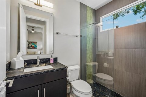 Casa en venta en Tampa, Florida, 4 dormitorios, 287.9 m2 № 2383511 - foto 27