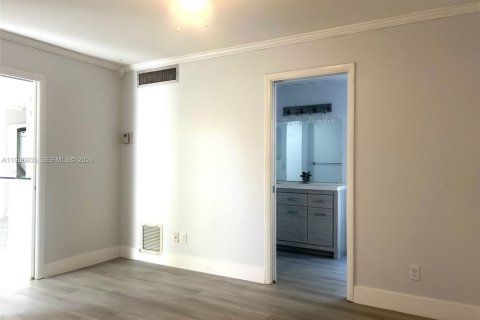Condo in West Palm Beach, Florida, 1 bedroom  № 2052854 - photo 13