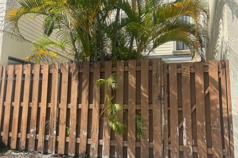 Condo in West Palm Beach, Florida, 1 bedroom  № 2052854 - photo 22