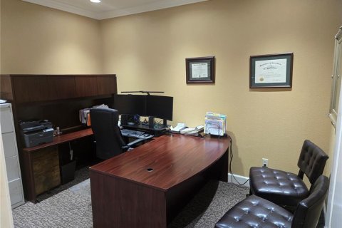 Commercial property in Riverview, Florida 104.05 sq.m. № 2167861 - photo 6