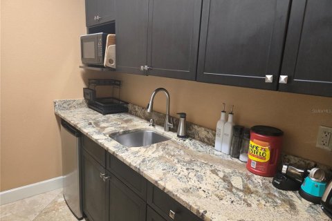 Commercial property in Riverview, Florida 104.05 sq.m. № 2167861 - photo 10