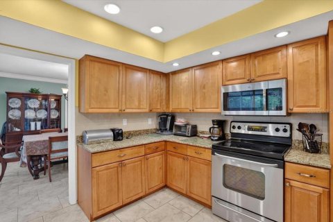Villa ou maison à louer à Sarasota, Floride: 3 chambres, 194.91 m2 № 2125964 - photo 15