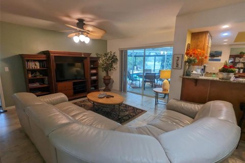 Villa ou maison à louer à Sarasota, Floride: 3 chambres, 194.91 m2 № 2125964 - photo 4