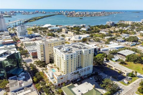 Condo in Clearwater, Florida, 2 bedrooms  № 2379274