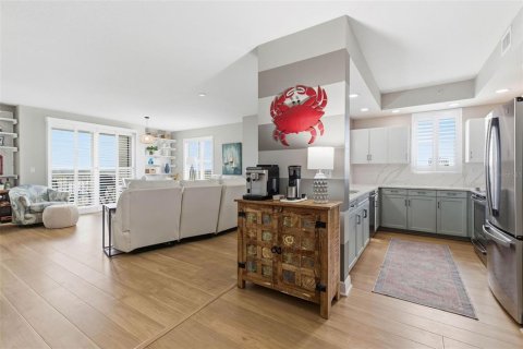 Condo in Clearwater, Florida, 2 bedrooms  № 2379274 - photo 5