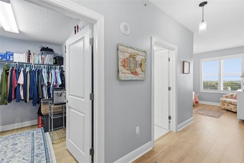 Condo in Clearwater, Florida, 2 bedrooms  № 2379274 - photo 13