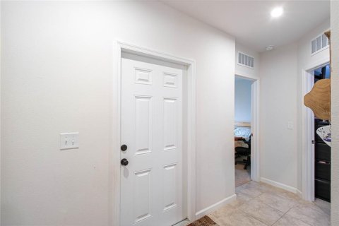 Villa ou maison à vendre à Haines City, Floride: 3 chambres, 121.05 m2 № 1553829 - photo 4