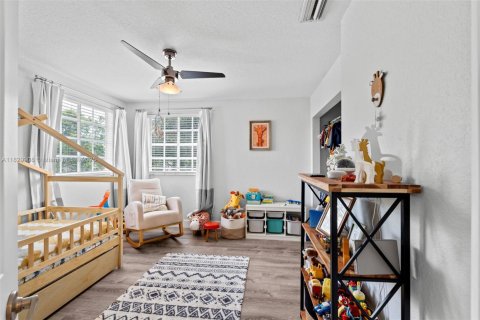 House in Weston, Florida 5 bedrooms, 239.5 sq.m. № 1802680 - photo 26