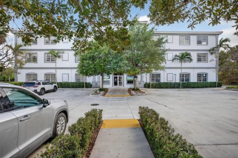 Immobilier commercial à vendre à Florida City, Floride № 2188319 - photo 6