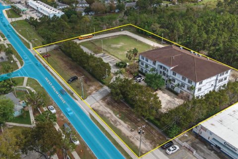 Immobilier commercial à Florida City, Floride № 2188319
