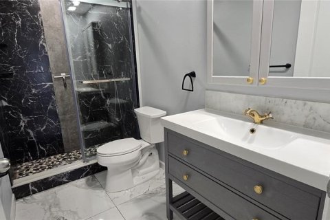 House in Winter Garden, Florida 4 bedrooms, 173.45 sq.m. № 2104493 - photo 27