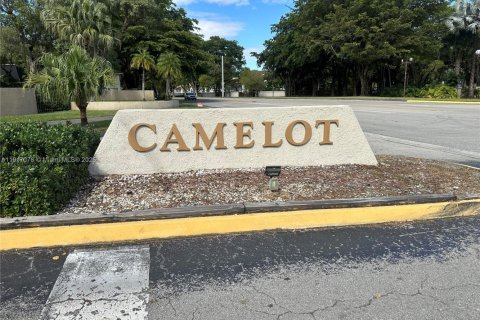 Copropriété à vendre à Miami, Floride: 3 chambres, 134.8 m2 № 1972624 - photo 1