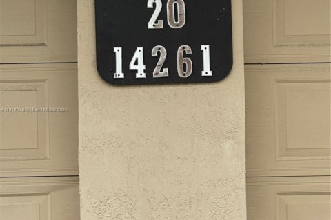 Copropriété à vendre à Miami, Floride: 3 chambres, 134.8 m2 № 1972624 - photo 2