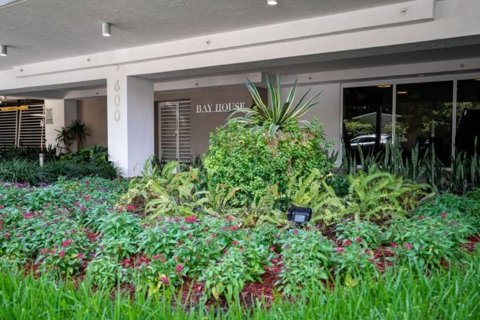 Appartement à vendre à Miami, Floride: 3 chambres, 144 m2 № 76778 - photo 1