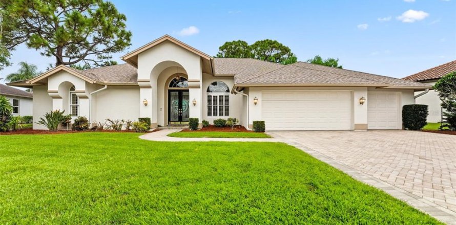 Villa ou maison à Odessa, Floride 4 chambres, 261.52 m2 № 1905553