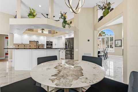 Villa ou maison à vendre à Odessa, Floride: 4 chambres, 261.52 m2 № 1905553 - photo 15