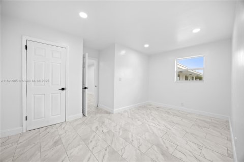 Appartement à louer à Hallandale Beach, Floride: 1 chambre, 65.03 m2 № 1939294 - photo 9