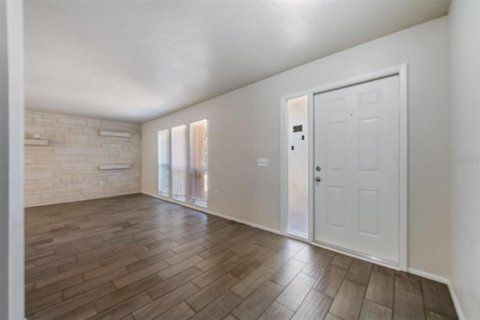 Casa en venta en Sarasota, Florida, 3 dormitorios, 149.94 m2 № 2105034 - foto 3