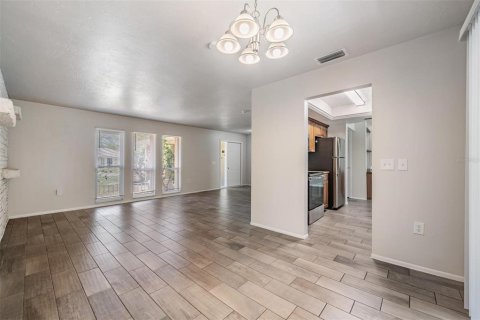 Casa en venta en Sarasota, Florida, 3 dormitorios, 149.94 m2 № 2105034 - foto 10