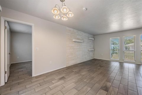 Casa en venta en Sarasota, Florida, 3 dormitorios, 149.94 m2 № 2105034 - foto 8