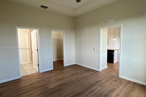 House in LaBelle, Florida 4 bedrooms, 133.69 sq.m. № 1739502 - photo 27