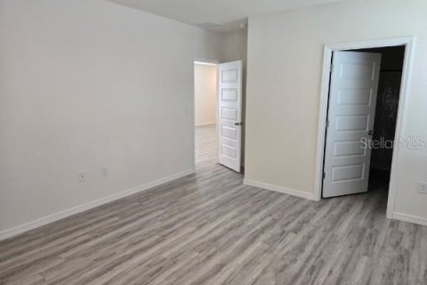 Touwnhouse à louer à Winter Haven, Floride: 4 chambres, 161.65 m2 № 2092986 - photo 18