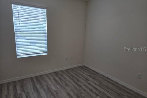 Touwnhouse à louer à Winter Haven, Floride: 4 chambres, 161.65 m2 № 2092986 - photo 17