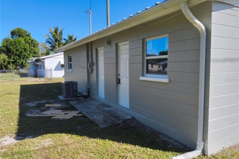 Casa en alquiler en Sebring, Florida, 2 dormitorios, 89.19 m2 № 2097231 - foto 13