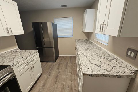 Casa en alquiler en Sebring, Florida, 2 dormitorios, 89.19 m2 № 2097231 - foto 3