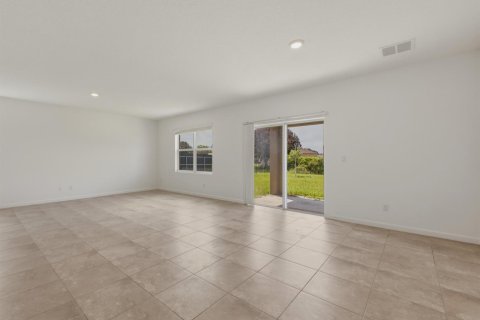 House in Port St. Lucie, Florida 4 bedrooms, 178 sq.m. № 2250873 - photo 11