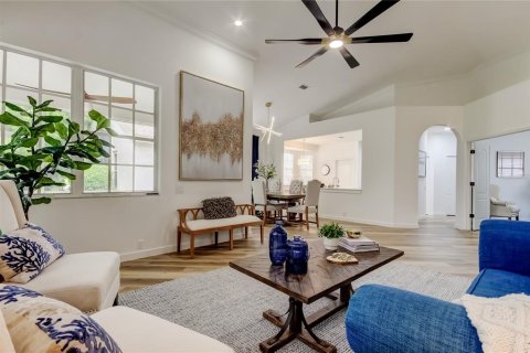 Villa ou maison à vendre à Tampa, Floride: 3 chambres, 160.81 m2 № 1910780 - photo 5