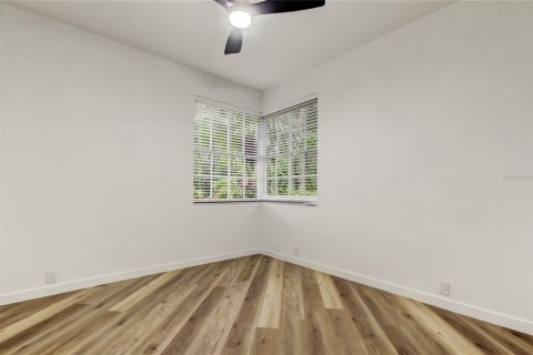 Villa ou maison à vendre à Tampa, Floride: 3 chambres, 160.81 m2 № 1910780 - photo 25