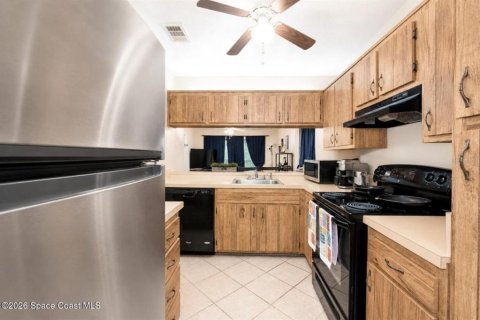 Copropriété à vendre à Titusville, Floride: 2 chambres, 85.01 m2 № 2213105 - photo 7