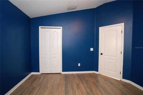 House in Tampa, Florida 4 bedrooms, 139.54 sq.m. № 2212680 - photo 22