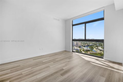 Appartement à louer à Hallandale Beach, Floride: 3 chambres, 155.52 m2 № 1977462 - photo 19