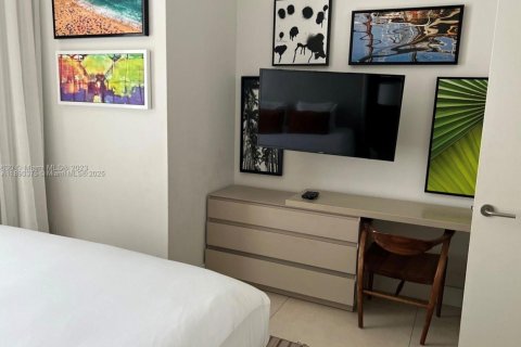 Condominio en alquiler en Hollywood, Florida, 1 dormitorio, 65.12 m2 № 1949970 - foto 9