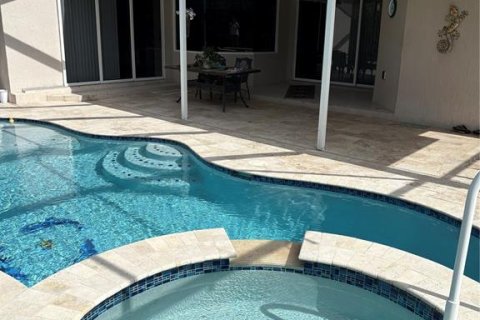 Casa en alquiler en North Port, Florida, 4 dormitorios, 216.65 m2 № 2118323 - foto 15