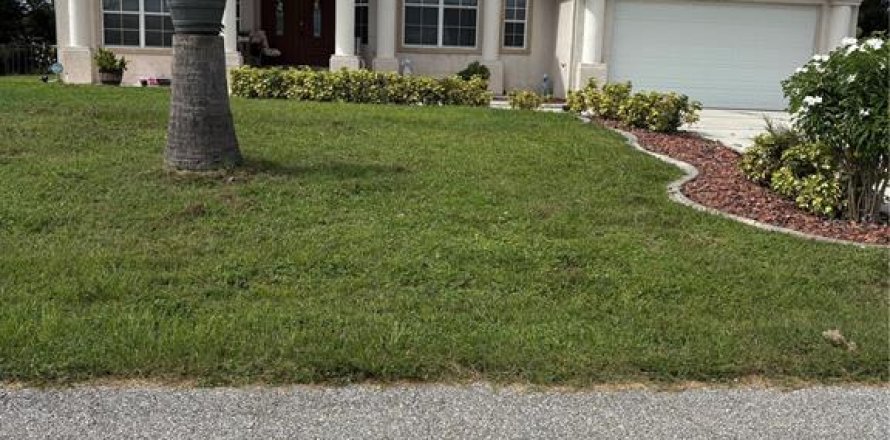 Casa en North Port, Florida 4 dormitorios, 216.65 m2 № 2118323
