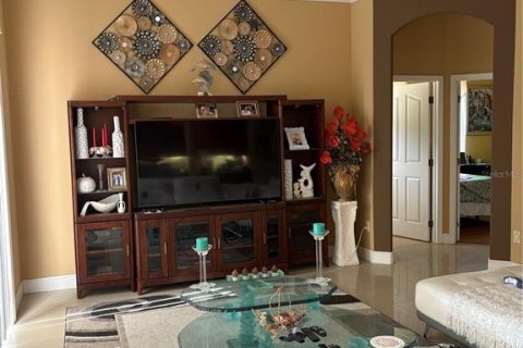 Casa en alquiler en North Port, Florida, 4 dormitorios, 216.65 m2 № 2118323 - foto 5