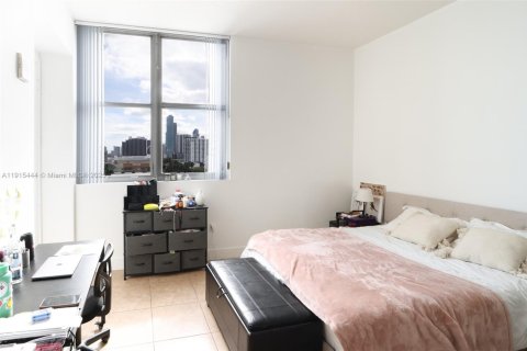 Copropriété à vendre à Miami, Floride: 2 chambres, 88.26 m2 № 1971597 - photo 18