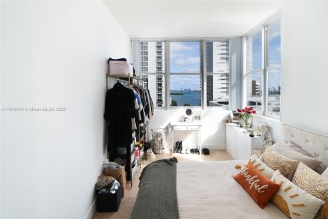 Copropriété à vendre à Miami, Floride: 2 chambres, 88.26 m2 № 1971597 - photo 11